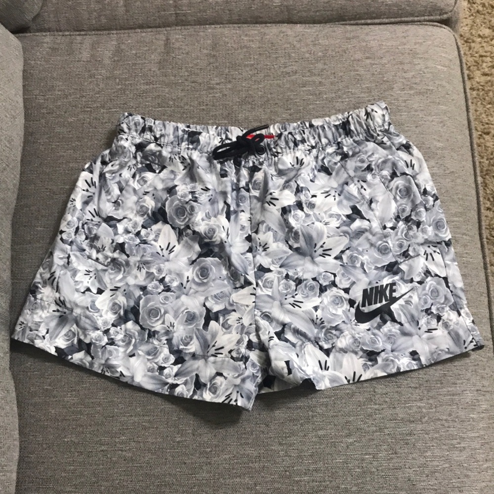 Nike Sportswear Black & White Floral Shorts